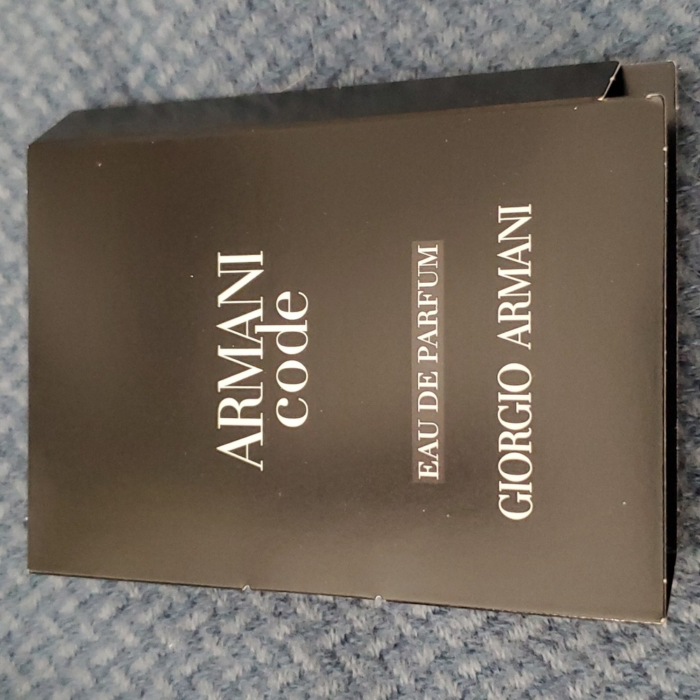 Giorgio Armani Code Cologne - Picture 2 of 4